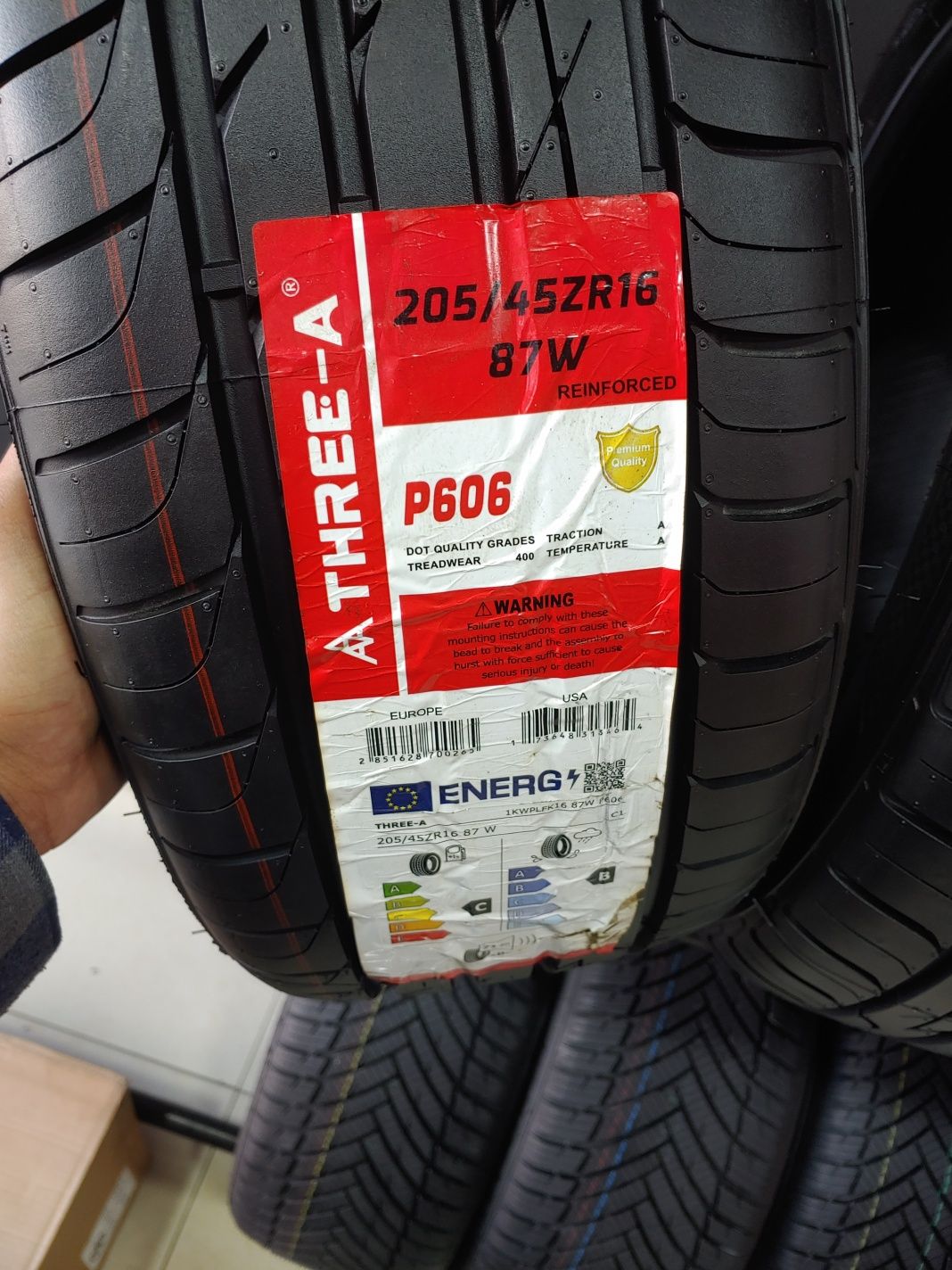 205/45 R16 87W Yengi balon sotiladi Optim va donaga bor.