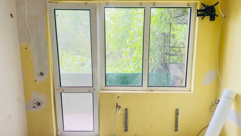 Продавам PVC дограма