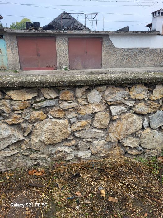 Продавам къща с Исперихово