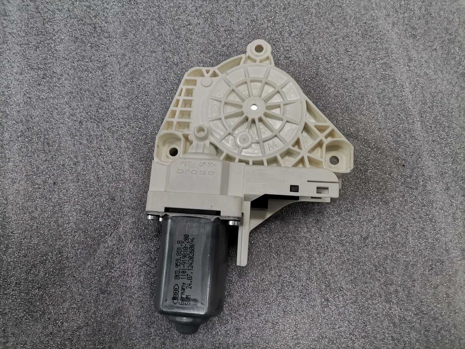 Оригинален Мотор за Стъклоповдигач Преден Ляв Audi VW 8K0959801B