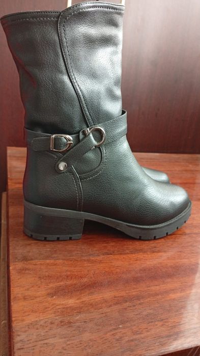 Женская зимняя обувь распродажа.