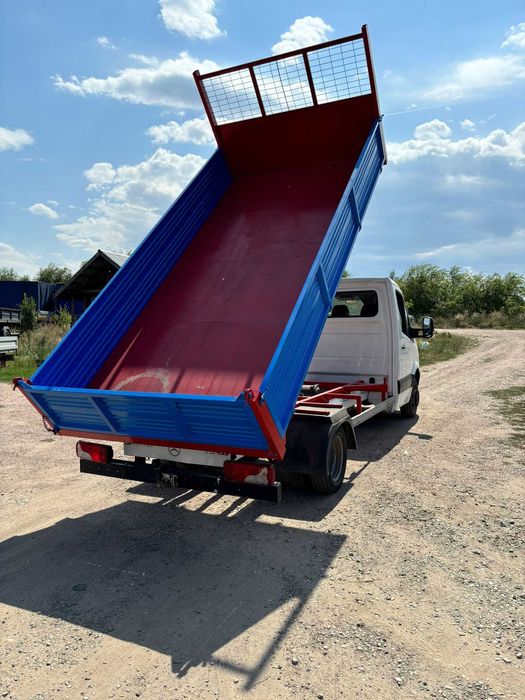 Mercedes Sprinter 518,an 2009,cu basculare trilaterala, Iveco
