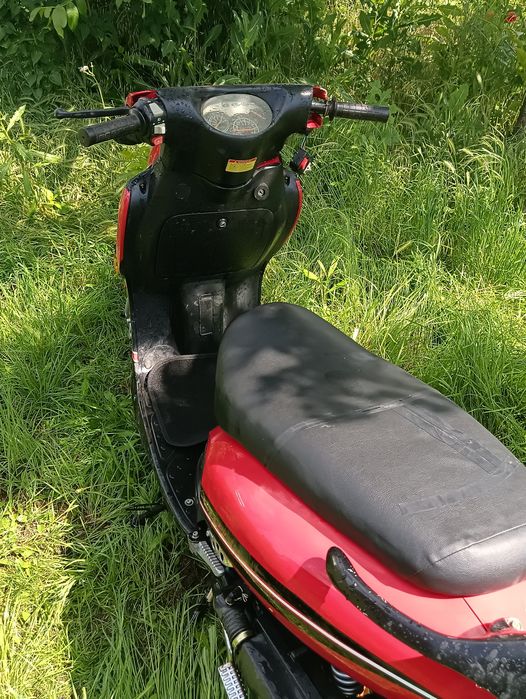 Vând scuter 50 CC