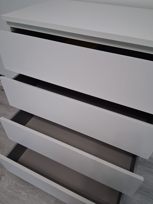 Comoda dormitor nouă