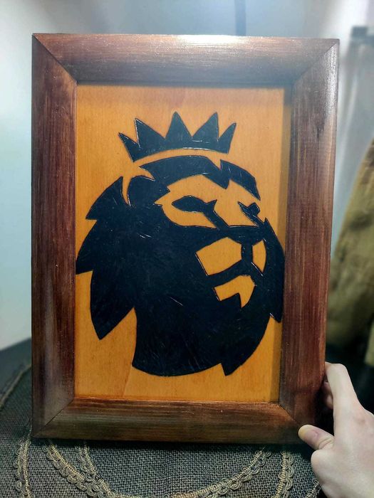 Tablou pirogravat în lemn cu ramă (încă valabil)