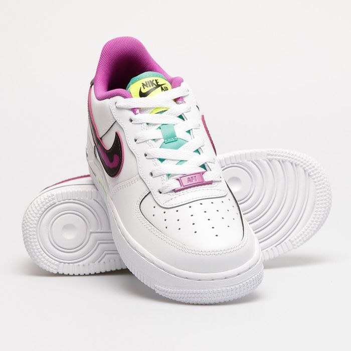 Дамски маратонки NIKE AIR FORCE 1 LV8 (GS)
