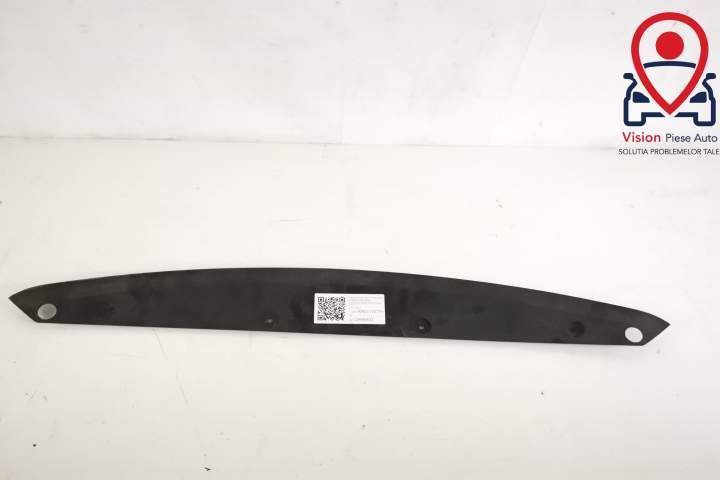 Ornament Fusta Spoiler Bara Spate Original In Stare Buna Land Rover  R