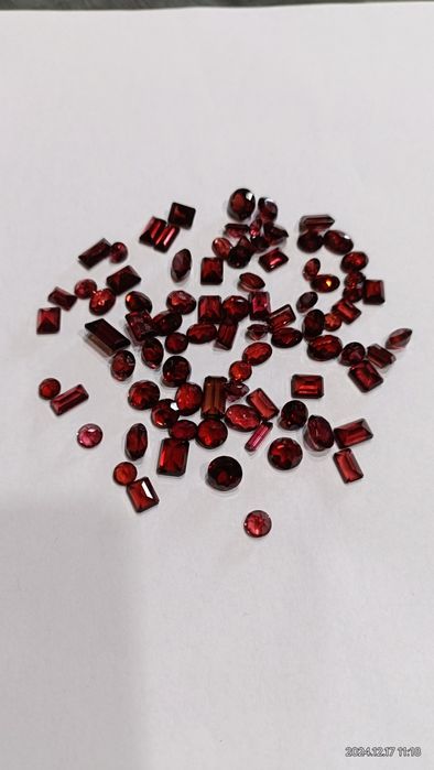 Vind granate Bohemia pentru bijuterii