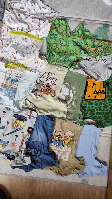 Лот детски тениски 110