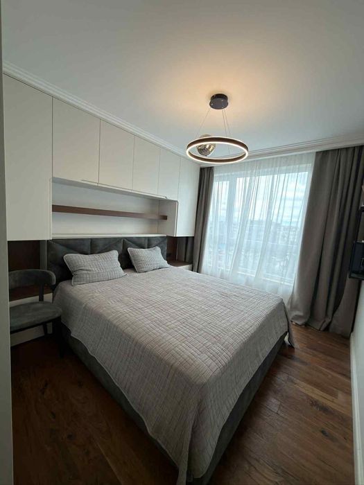 Тристаен апартамент под наем в ж.к. Кръстова вада, 2202230