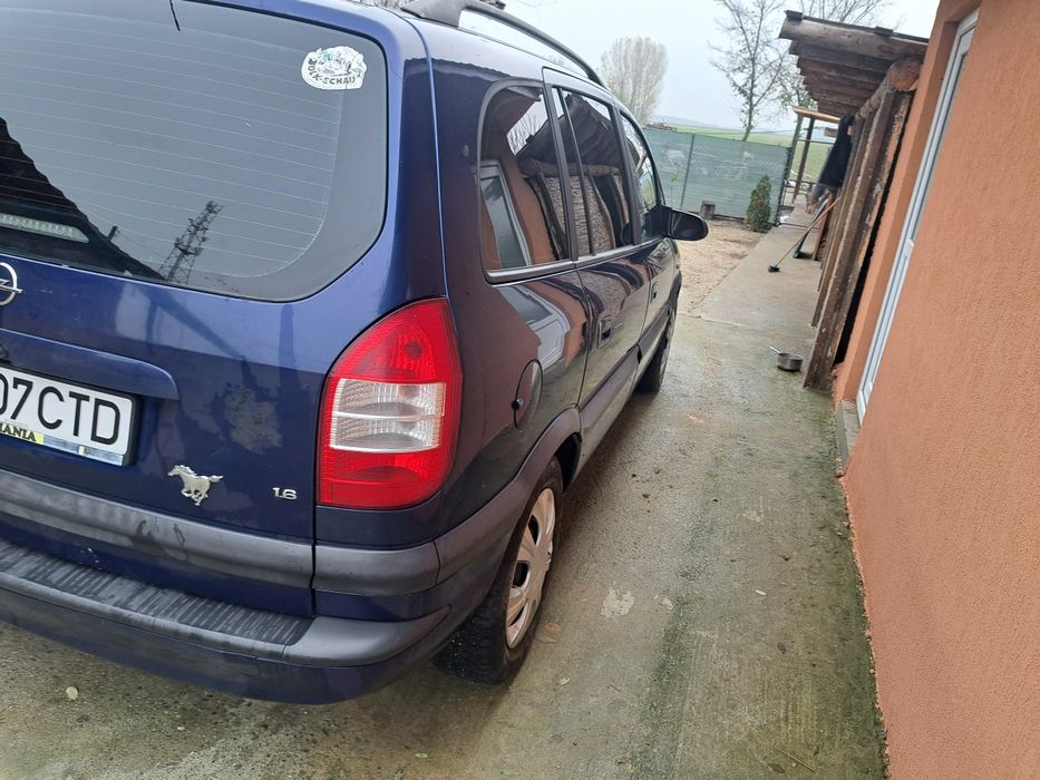 Vând OpelZafira 2003 cu GPL omologat