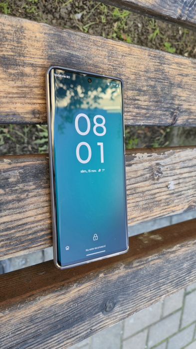 Motorola g85 5G 256 gb 8 gb Ram