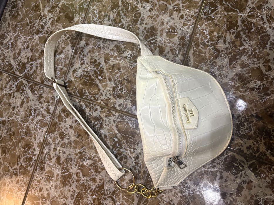 Дамски чанти за кръста и през рамо