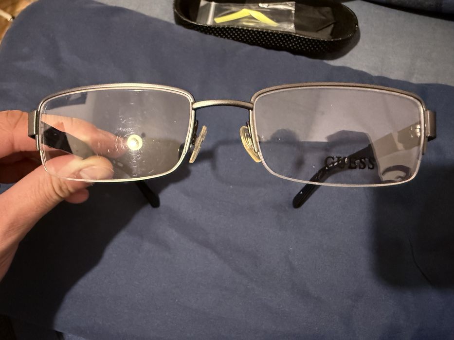 Rama de ochelari Guess