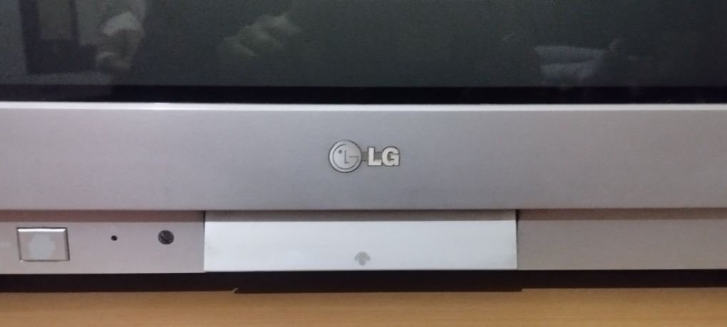 Телевизор lg истеп тур