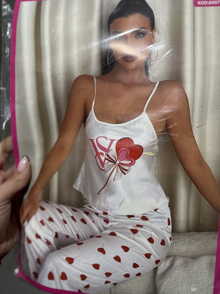 Vand pijama dama Victoria s Secret