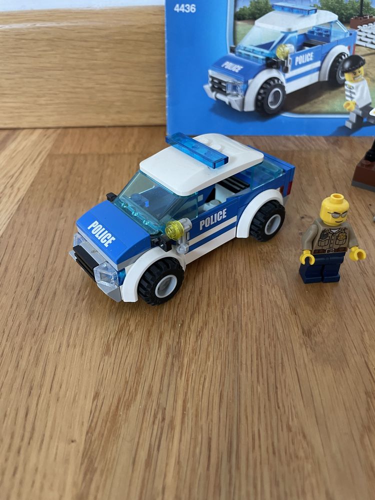 Lego CITY 4436 Mașină de poliție