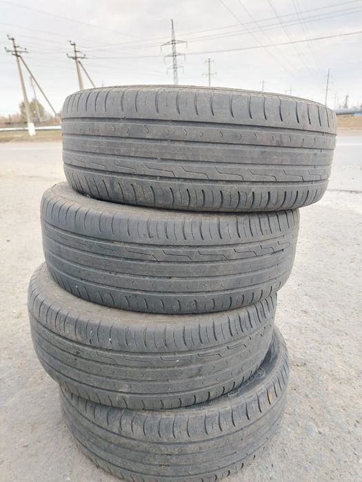 Продам шины б/у.