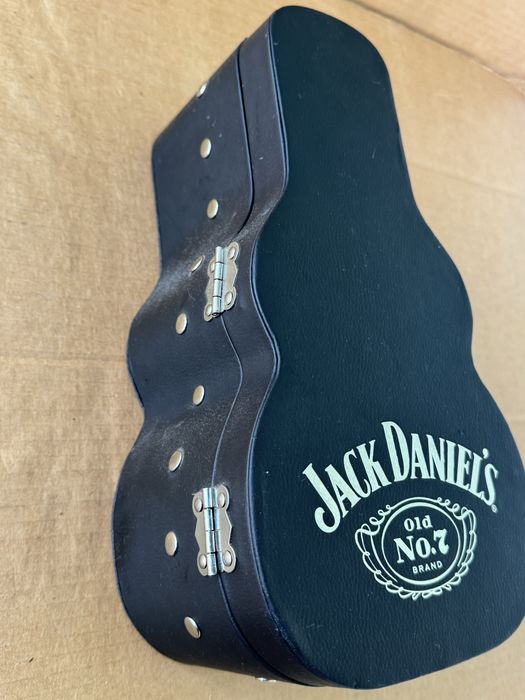 Кожен калъф за бутилка Jack Daniels с Guitar Case , калъф за китара