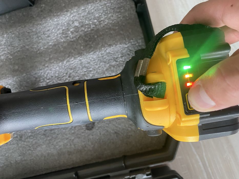 Винтоверт dewalt