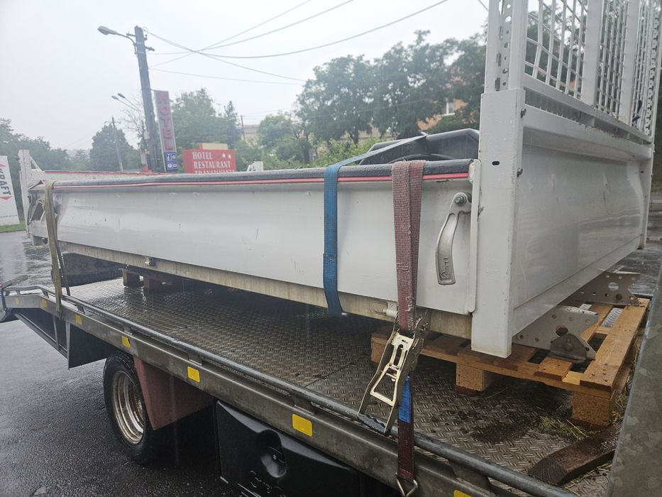 Benă basculabilă Iveco Daily