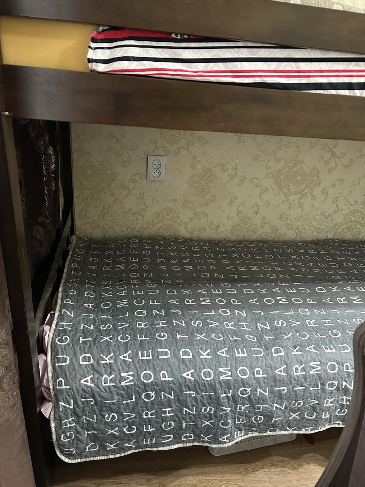 Продам 2х ярусную кровать