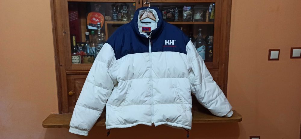 яке Helly Hansen размер L - цена 80 лв,Esprit M-30 лв шуба № 54-40 лв