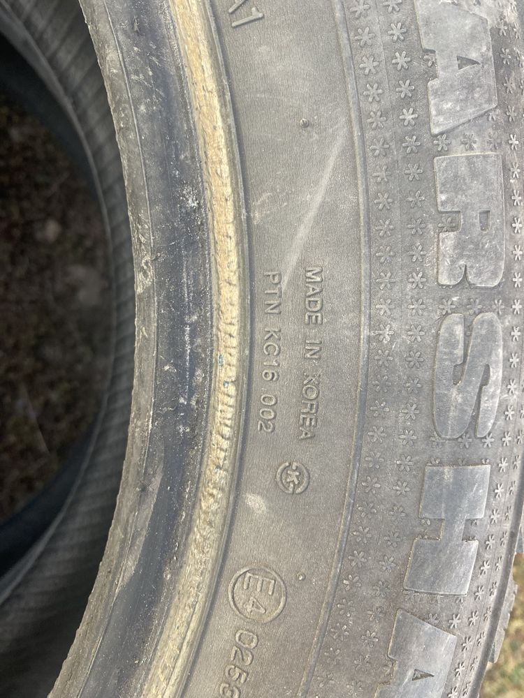 Продам шины  хорошем состоянии  made in Korea