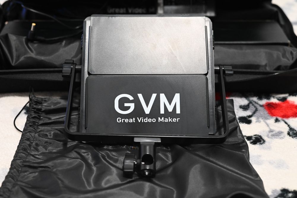 GVM 800D-RGB-II LED Kit 2 Lampi Video