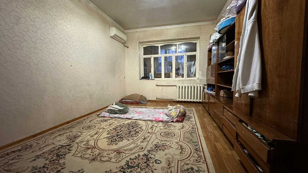 Продаётся 2-комнатная квартира 77-СЕРИЯ на 2-ом этаже. Район ЖД ВОКЗАЛ