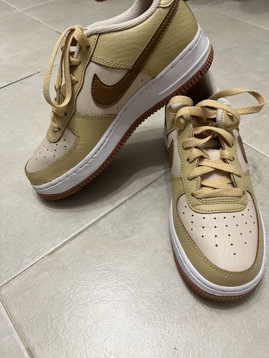 Маратонки номер 36