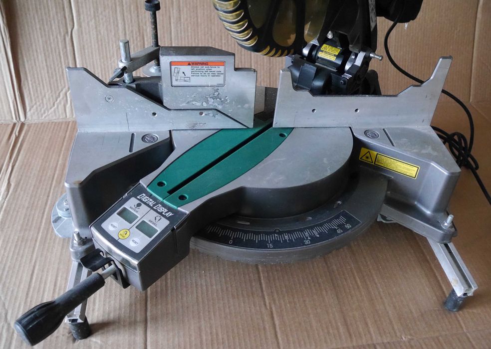 Hitachi circular debitat