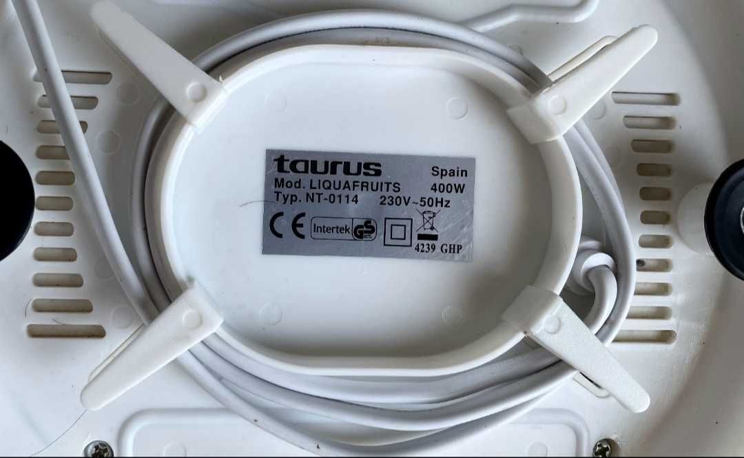 Сокоизстисквачка TAURUS, модел LiquaFruits, почти нова