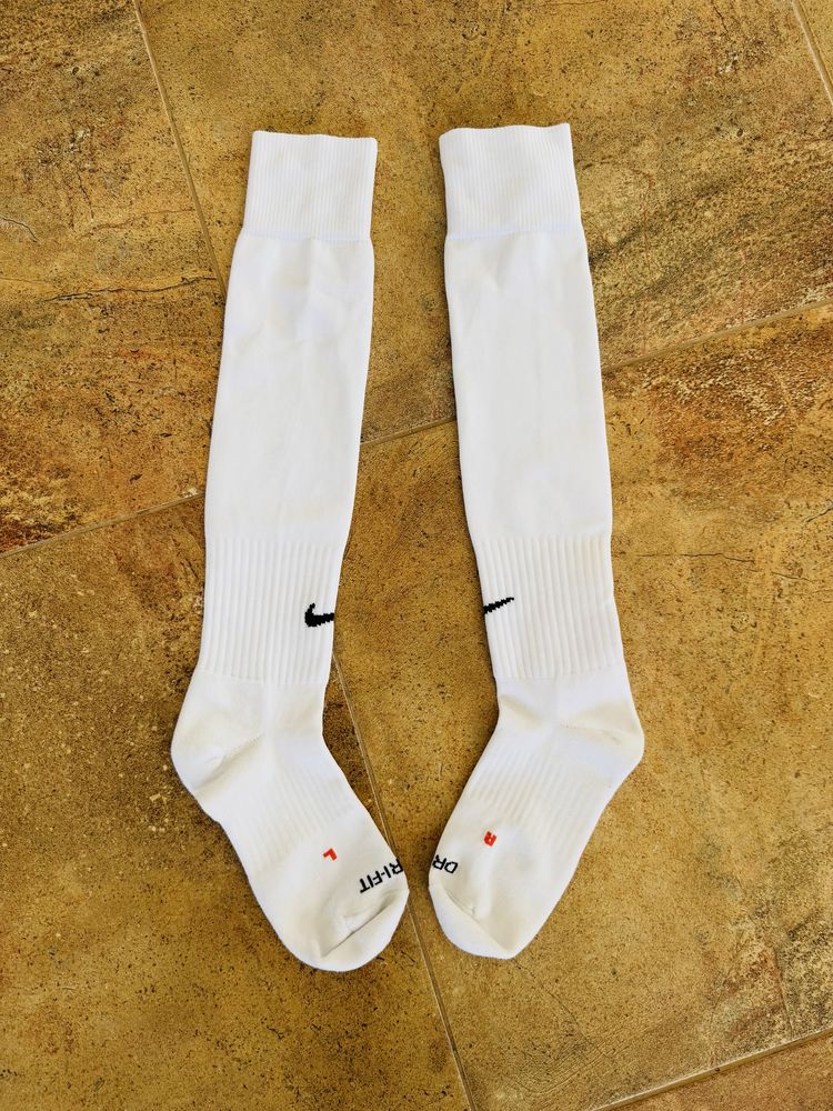 Калци Nike Classic Football Dri-Fit