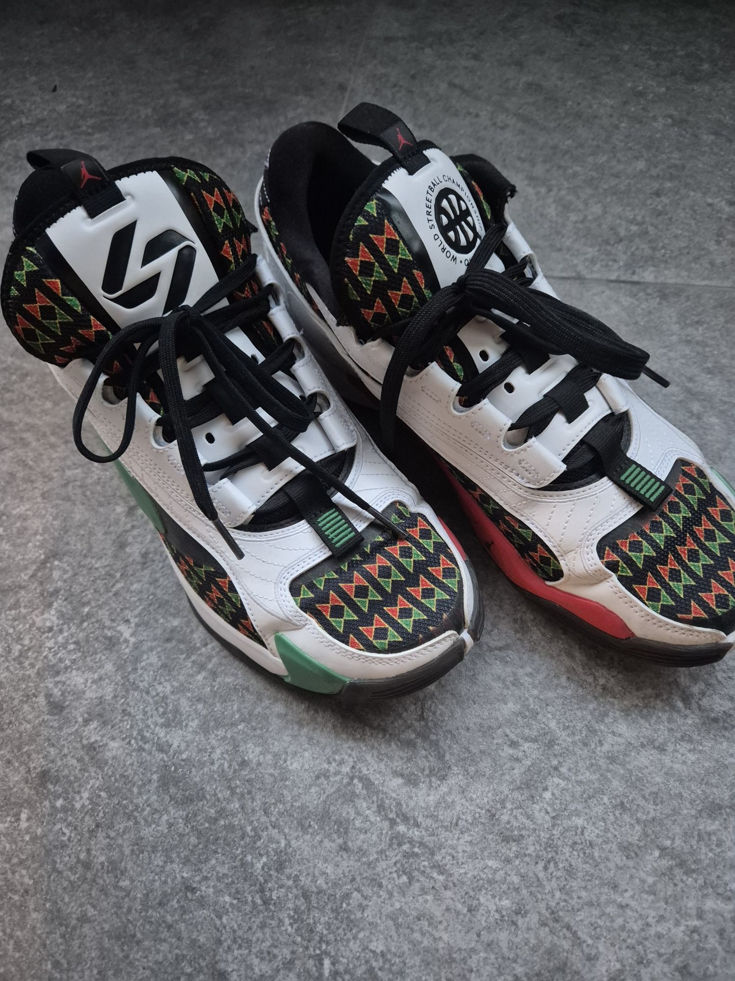 Баскетболни обувки Air Jordan Luka 2 Q54