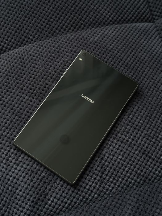 Планшет Lenovo Tab 4 8 Plus в идеальном состоянии