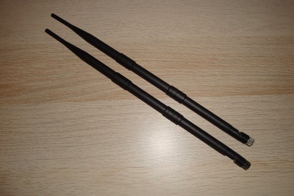 2 antene wireless detasabile lungime 39cm 10dbi transport gratuit