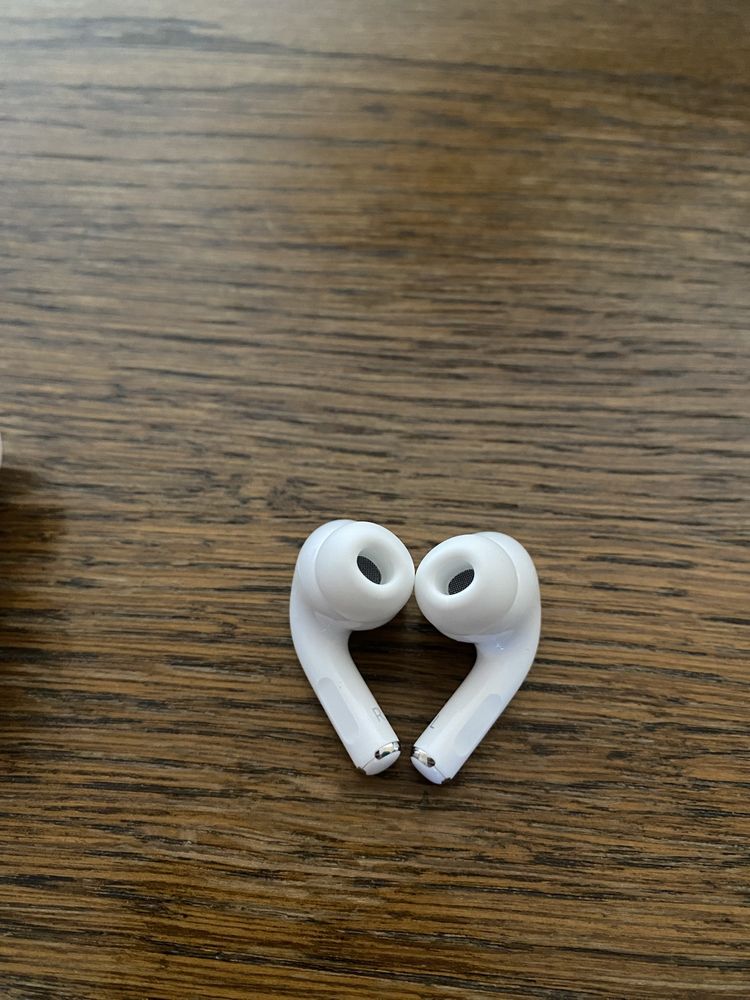 AirPods Pro 2 ca noi