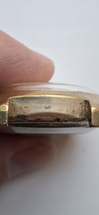 Продам часы СССР позолота