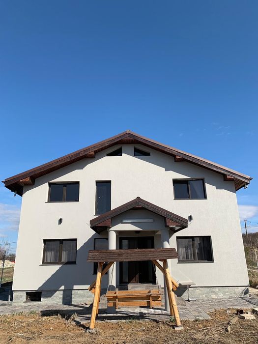 Casa UltraLux Deosebită Prima Închiriere