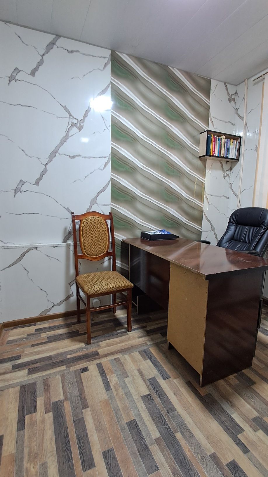 Ofis ijaraga beriladi.