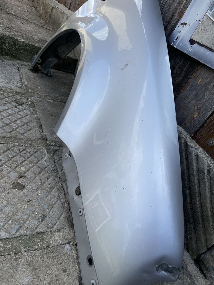 Десен калник за vw golf 4 , 99-2004г сив на цвят