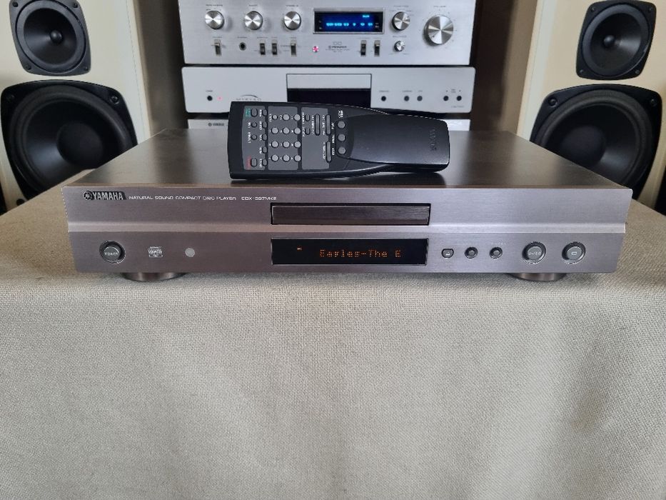 Cd Player Yamaha CDX 397 MK II. CDM, MP3, CD-R Audio, etc. Impecabil.