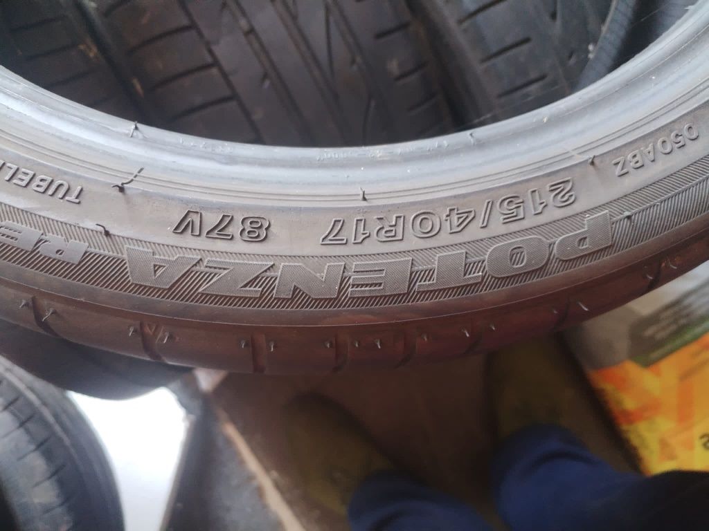 Anvelope 215/40/17 falken