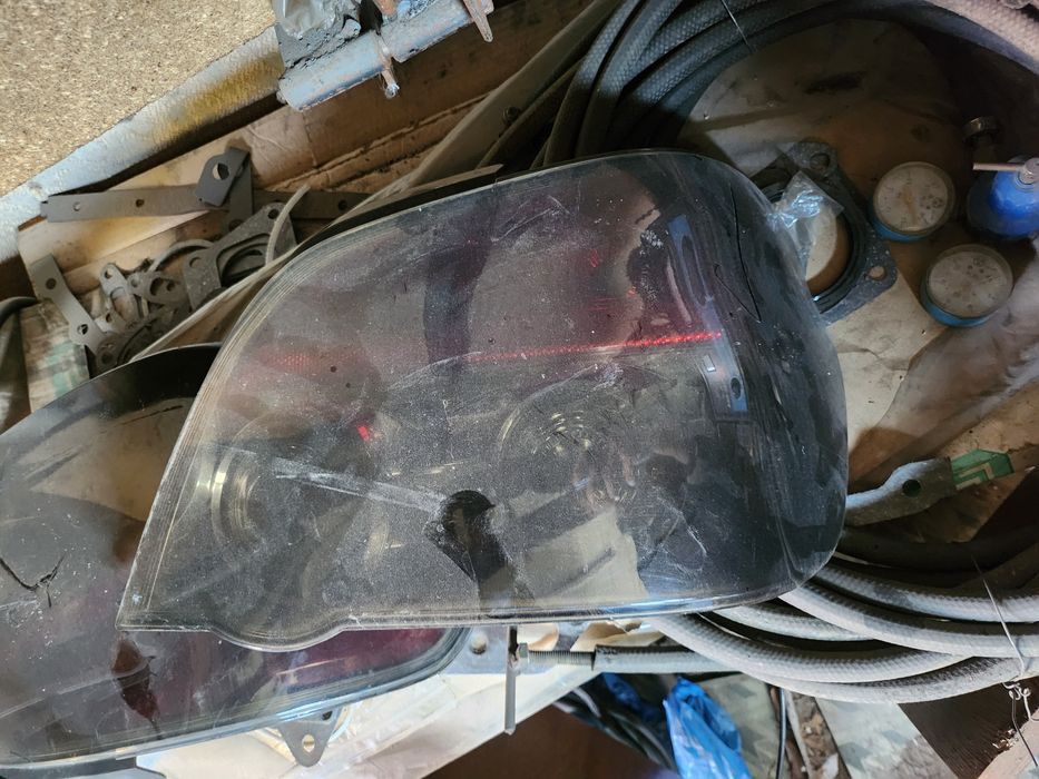 Продам задние фонари с Subaru Impreza седан