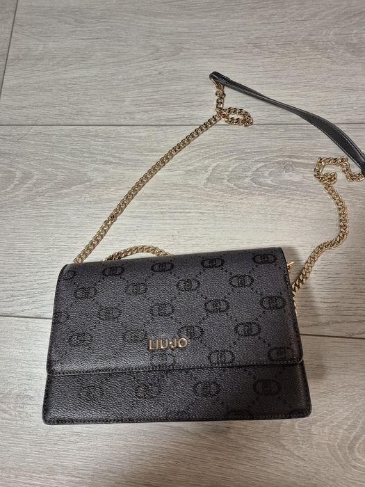 gentuta Liu Jo cu lanț auriu