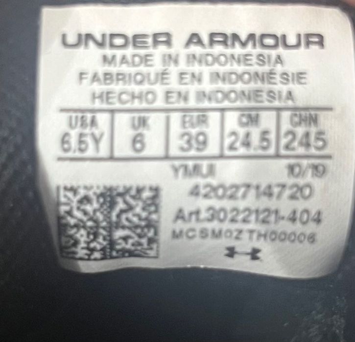 Маратонки Puma и Nike