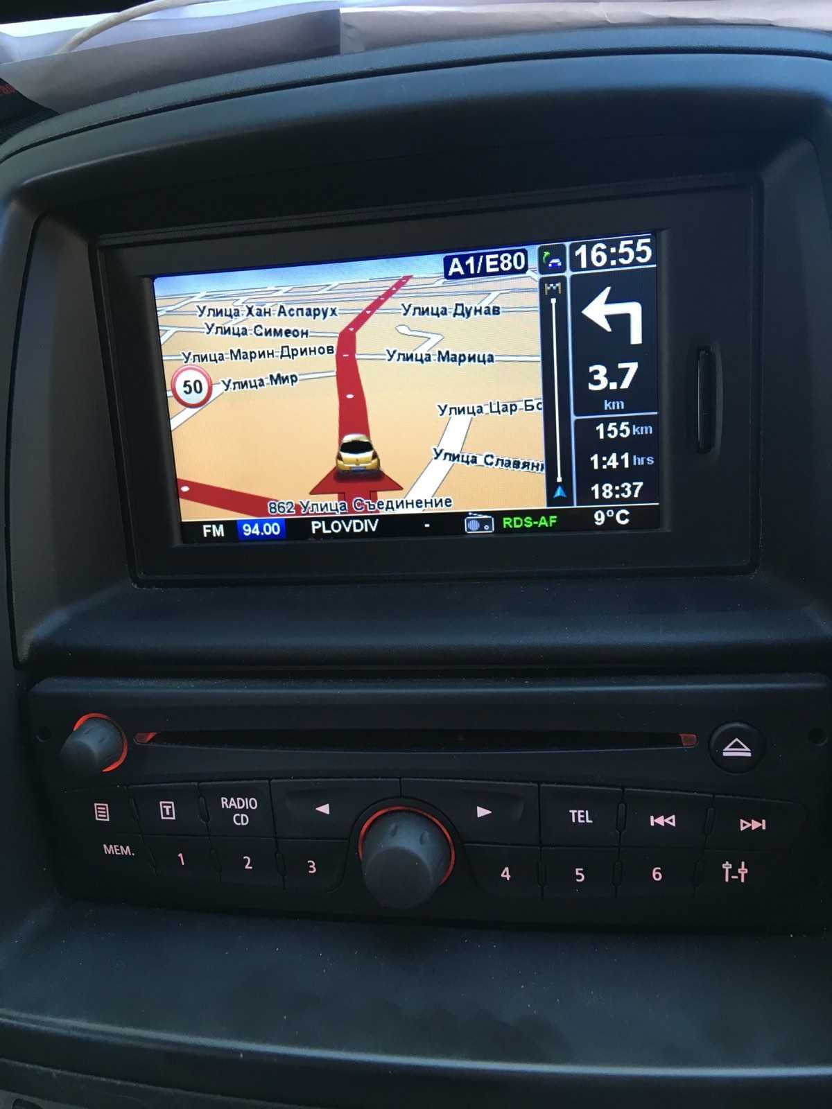 Carminat Renault TOM TOM live informee 2 R-LINK Navigation Communicat