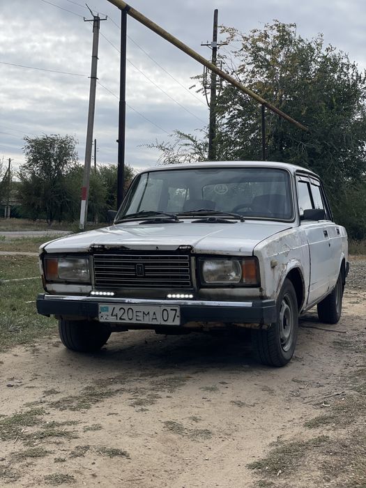 Продам ваз 2107 в среднем состяние