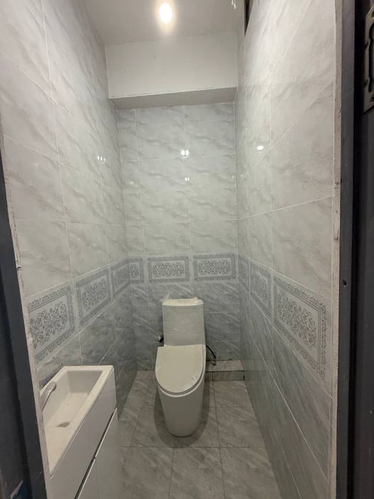 Чирчик шахар 2 микро район Янги Узб Навастройка Нархи 30.000$ Наличка